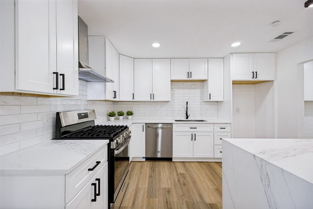 609 Warren Drive, Garland, TX 75042