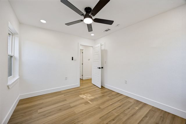 609 Warren Drive, Garland, TX 75042