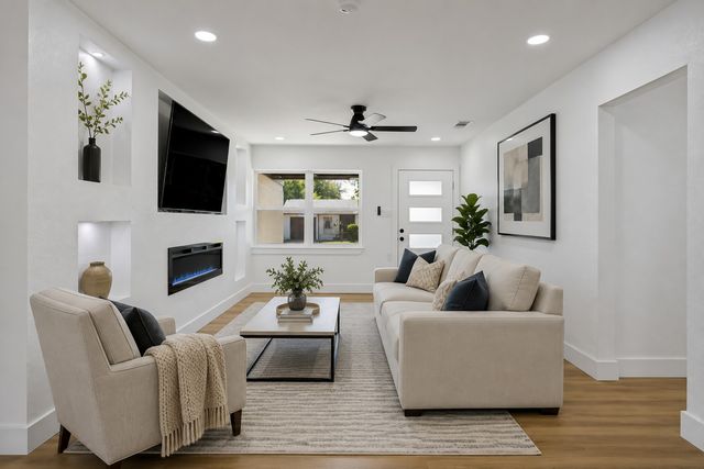 609 Warren Drive, Garland, TX 75042
