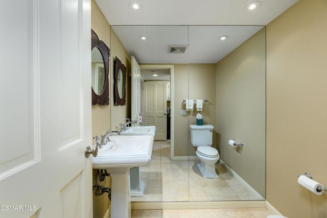 1527 N View Drive, Westlake Village, CA 91362