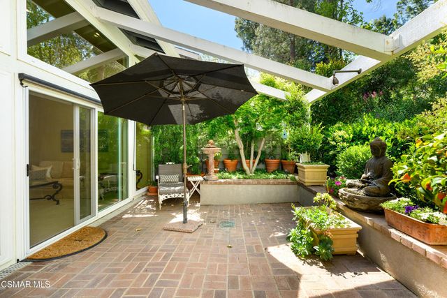 1527 N View Drive, Westlake Village, CA 91362