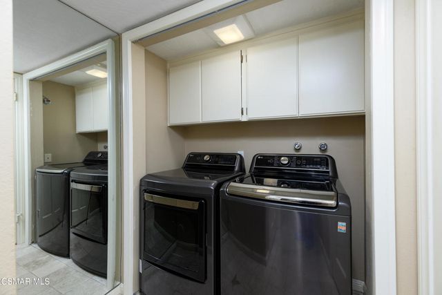 1527 N View Drive, Westlake Village, CA 91362