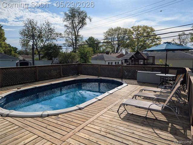 8520 Alper Street, Westland, MI 48185