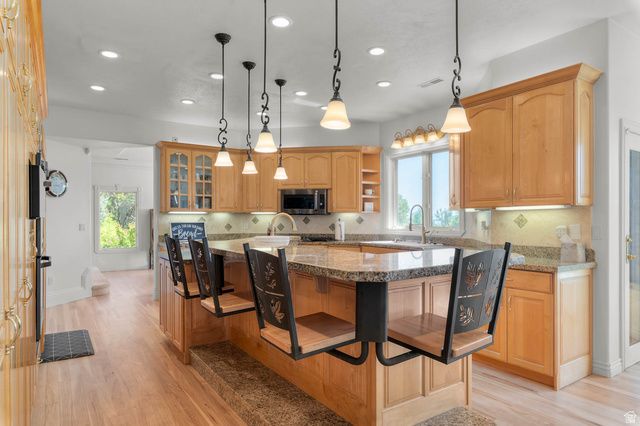 876 E HIGH COUNTRY DR, Orem, UT 84097