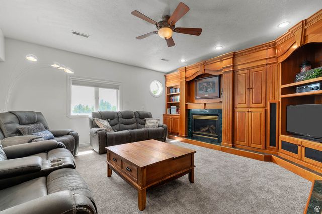 876 E HIGH COUNTRY DR, Orem, UT 84097
