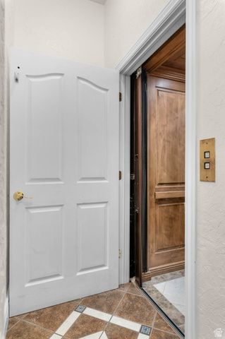 876 E HIGH COUNTRY DR, Orem, UT 84097