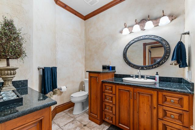 876 E HIGH COUNTRY DR, Orem, UT 84097