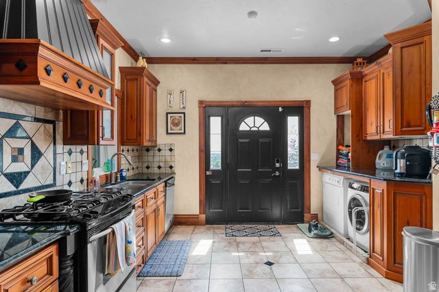876 E HIGH COUNTRY DR, Orem, UT 84097