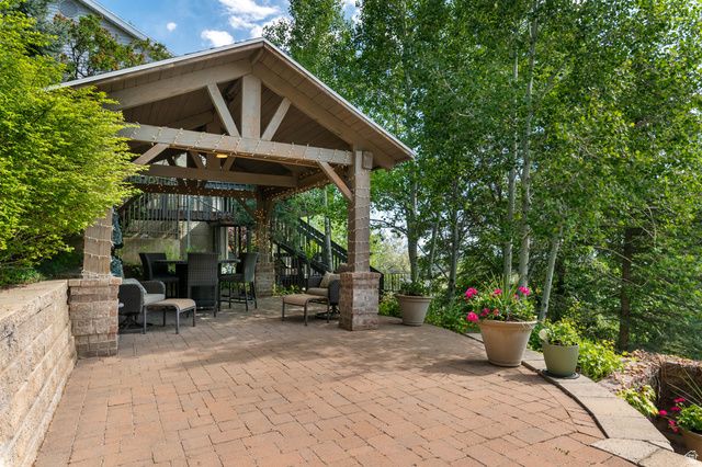 876 E HIGH COUNTRY DR, Orem, UT 84097