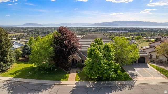 876 E HIGH COUNTRY DR, Orem, UT 84097