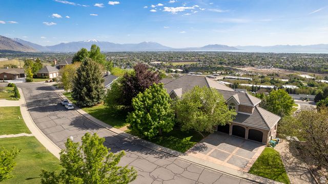 876 E HIGH COUNTRY DR, Orem, UT 84097