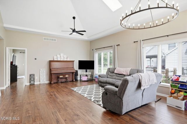 3130 Steeple Chase Lane, Perrysburg, OH 43551