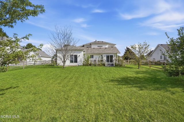 3130 Steeple Chase Lane, Perrysburg, OH 43551