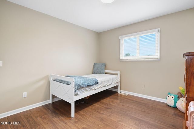 3130 Steeple Chase Lane, Perrysburg, OH 43551