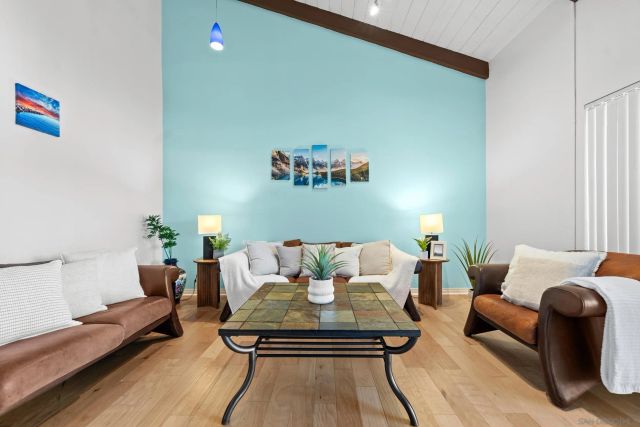 17141 W Bernardo Dr 203, San Diego, CA 92127