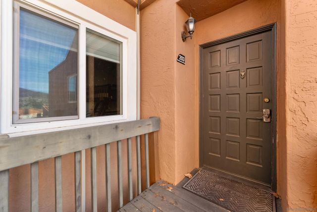 17141 W Bernardo Dr 203, San Diego, CA 92127