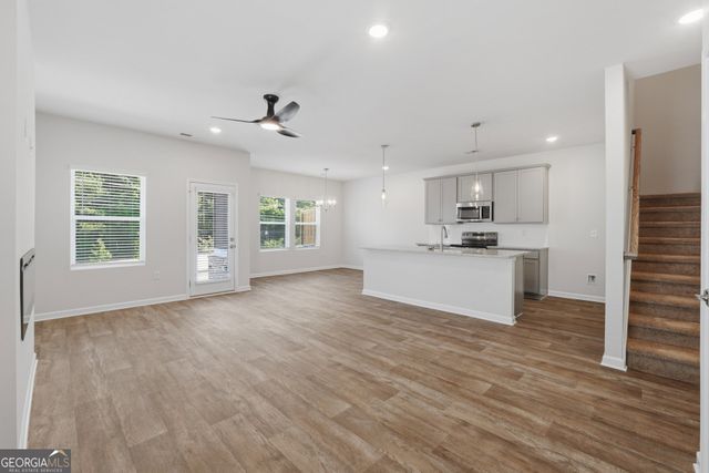 3674 PARKWAY JAMES Drive, Snellville, GA 30039
