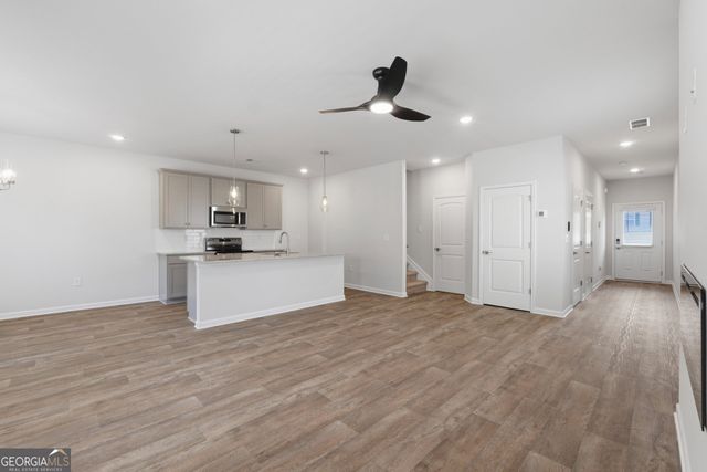 3674 PARKWAY JAMES Drive, Snellville, GA 30039