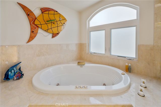 4 Paseo De Castana, Rancho Palos Verdes, CA 90275