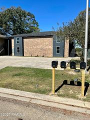 216 N Marigny Circle Apt B, Duson, LA 70529