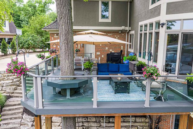 1868 Carsons Cove Cove, Commerce Twp, MI 48390
