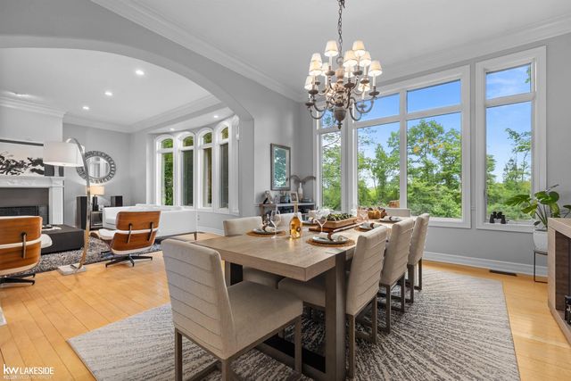 1868 Carsons Cove Cove, Commerce Twp, MI 48390