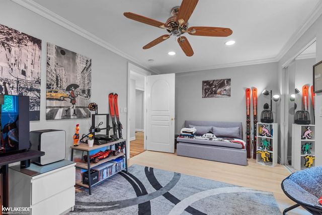 1868 Carsons Cove Cove, Commerce Twp, MI 48390
