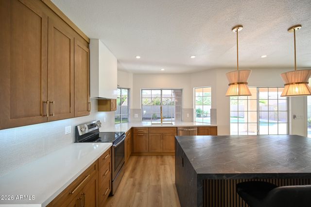 1849 E WINDMERE Drive, Phoenix, AZ 85048