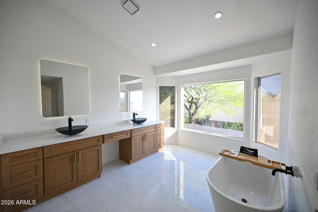 1849 E WINDMERE Drive, Phoenix, AZ 85048