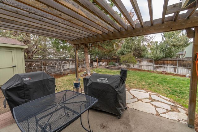 3128 NE Cromwell Court, Bend, OR 97701