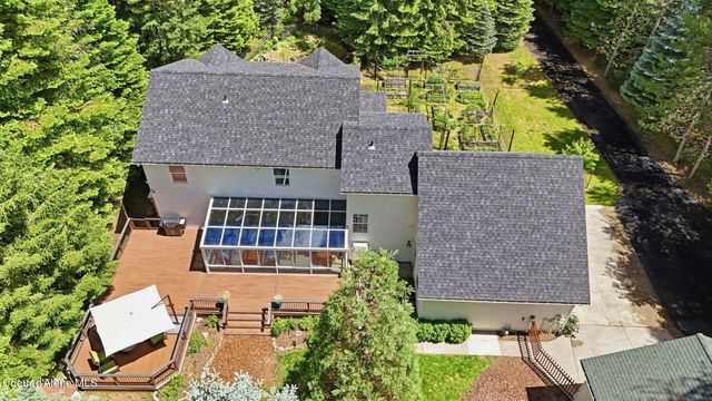 11925 N Friar Dr, Hayden, ID 83835