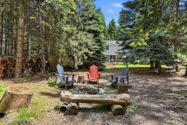 11925 N Friar Dr, Hayden, ID 83835