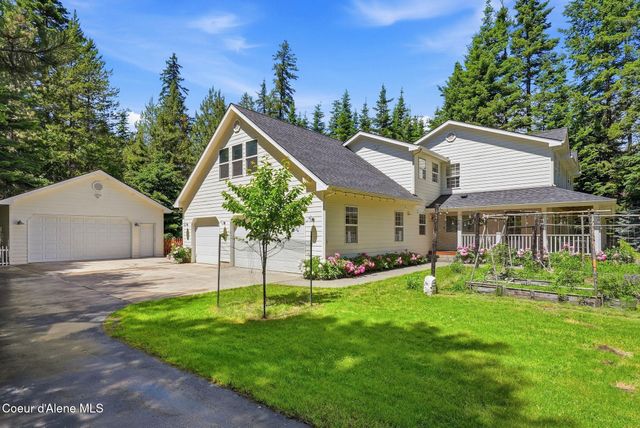 11925 N Friar Dr, Hayden, ID 83835