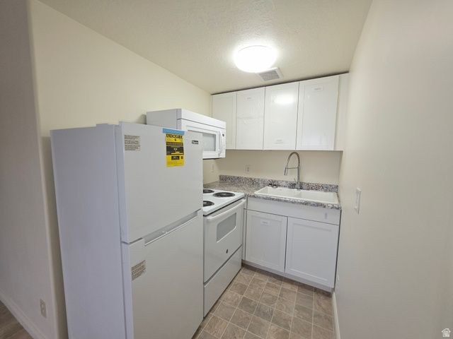 1094 E LOCH LOMOND WAY, Millcreek, UT 84117