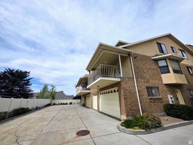1094 E LOCH LOMOND WAY, Millcreek, UT 84117