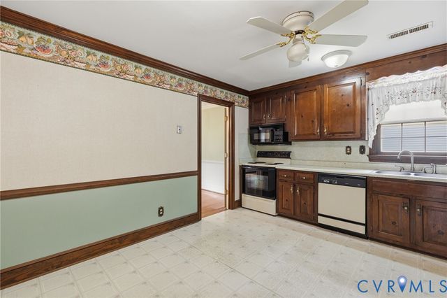 10125 Wilmore Dr, Mechanicsville, VA 23116
