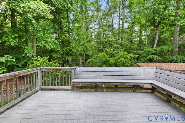 10125 Wilmore Dr, Mechanicsville, VA 23116