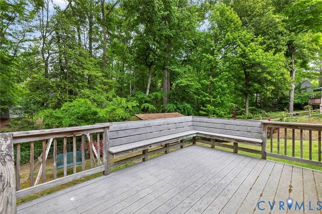 10125 Wilmore Dr, Mechanicsville, VA 23116