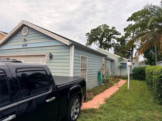 5688 Dewberry Way, West Palm Beach, FL 33415