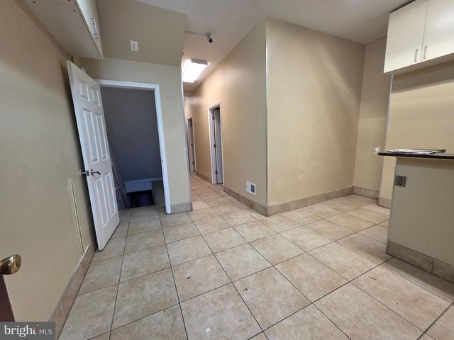 1240 PENNSYLVANIA AVE SE, Washington, DC 20003