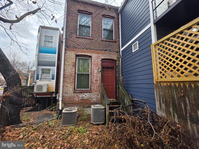 1240 PENNSYLVANIA AVE SE, Washington, DC 20003