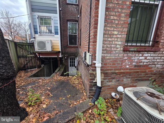 1240 PENNSYLVANIA AVE SE, Washington, DC 20003