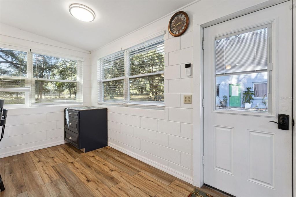 Image 21 of property listing at 43411 STATE ROAD 19, Altoona, FL 32702