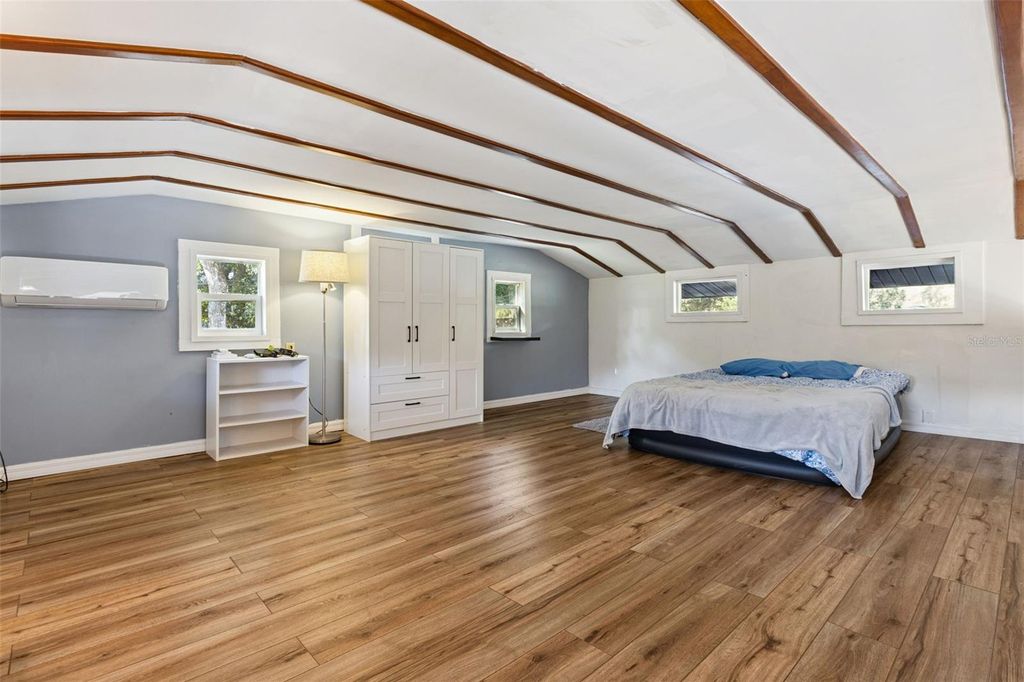 Image 28 of property listing at 43411 STATE ROAD 19, Altoona, FL 32702