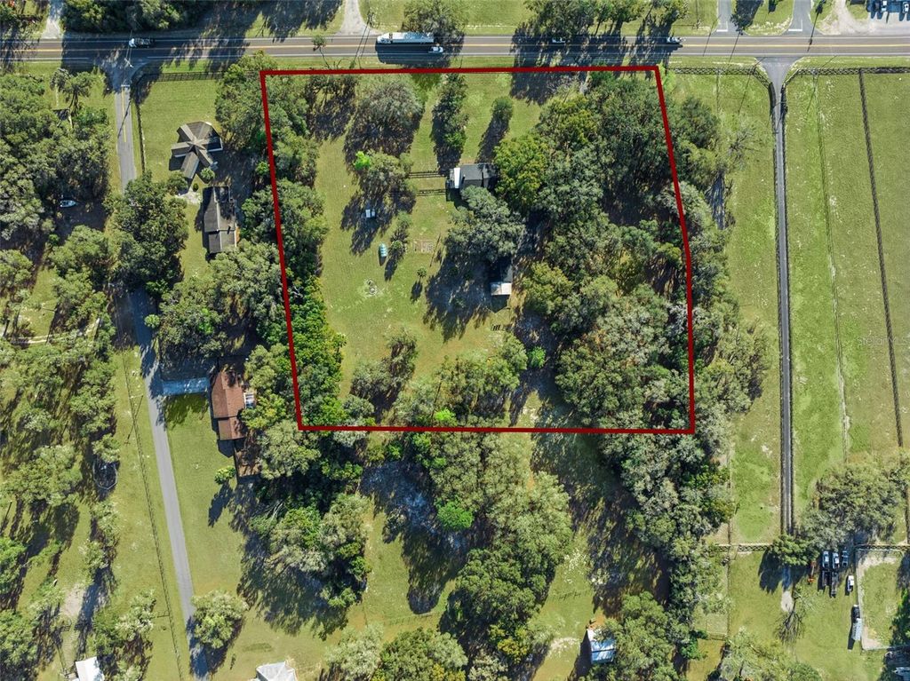 Image 44 of property listing at 43411 STATE ROAD 19, Altoona, FL 32702