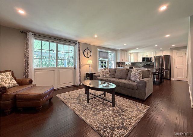 4635 Hedgewood Drive, Clarence, NY 14221