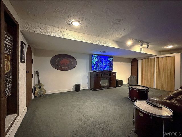 4635 Hedgewood Drive, Clarence, NY 14221