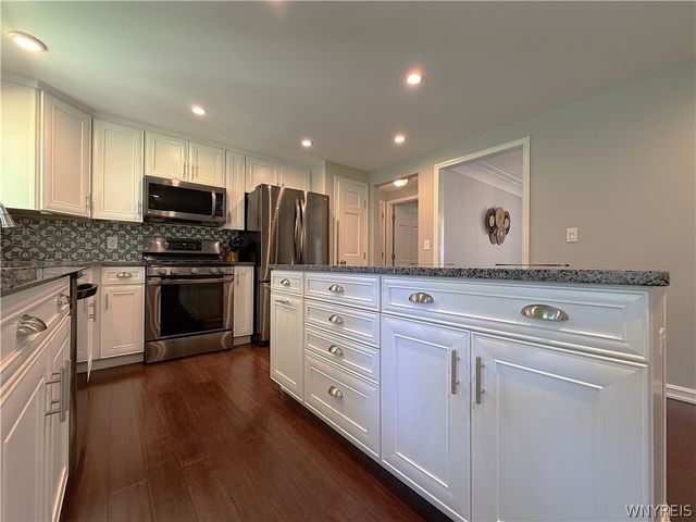 4635 Hedgewood Drive, Clarence, NY 14221