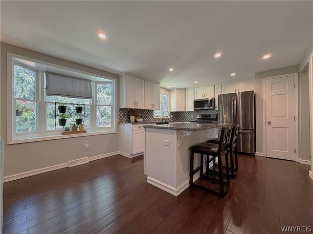 4635 Hedgewood Drive, Clarence, NY 14221