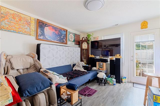 1806 Beckwood CMN, Chesapeake, VA 23320